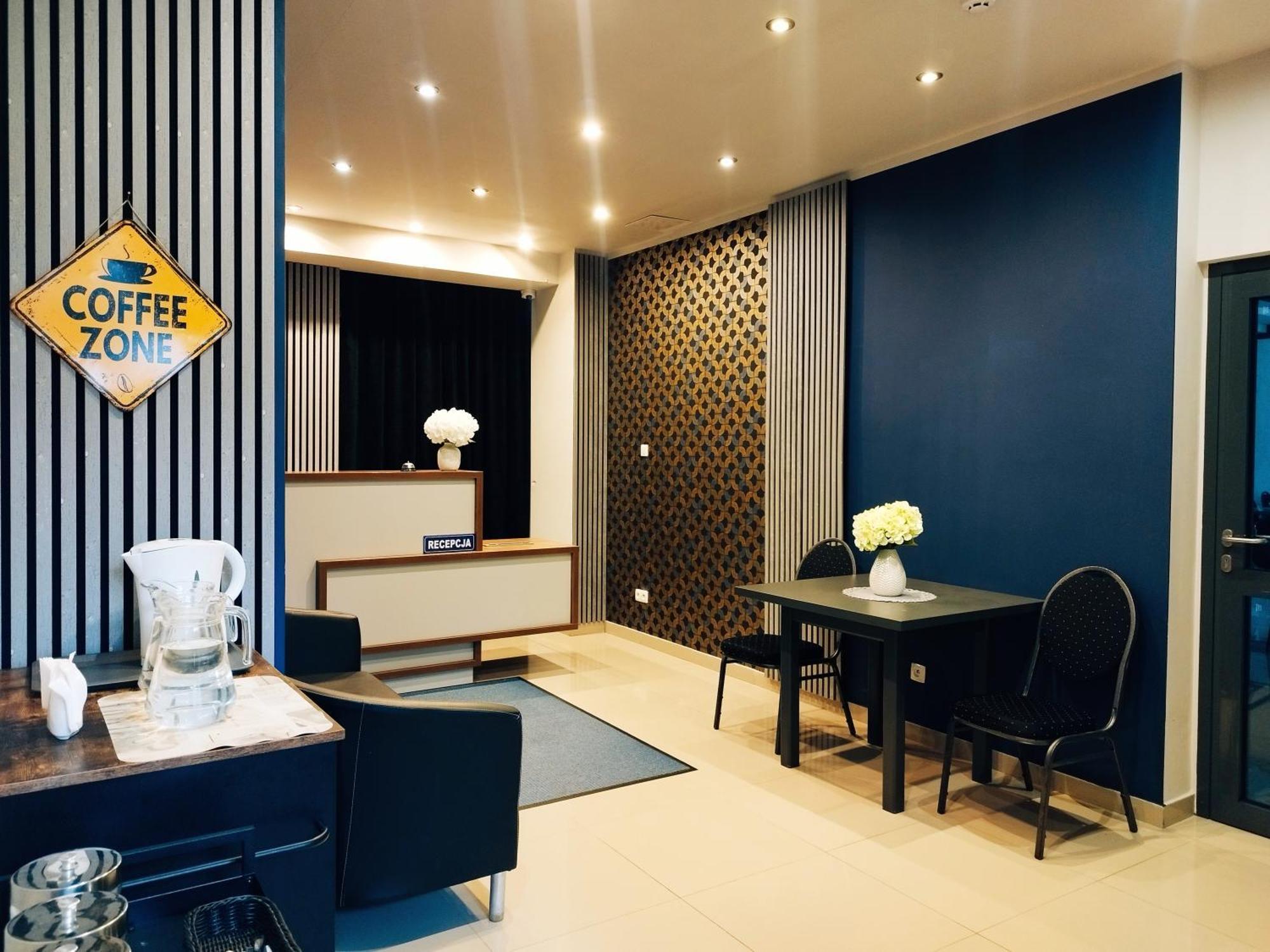 Hotel Bukowiec 莱吉奥诺沃 外观 照片