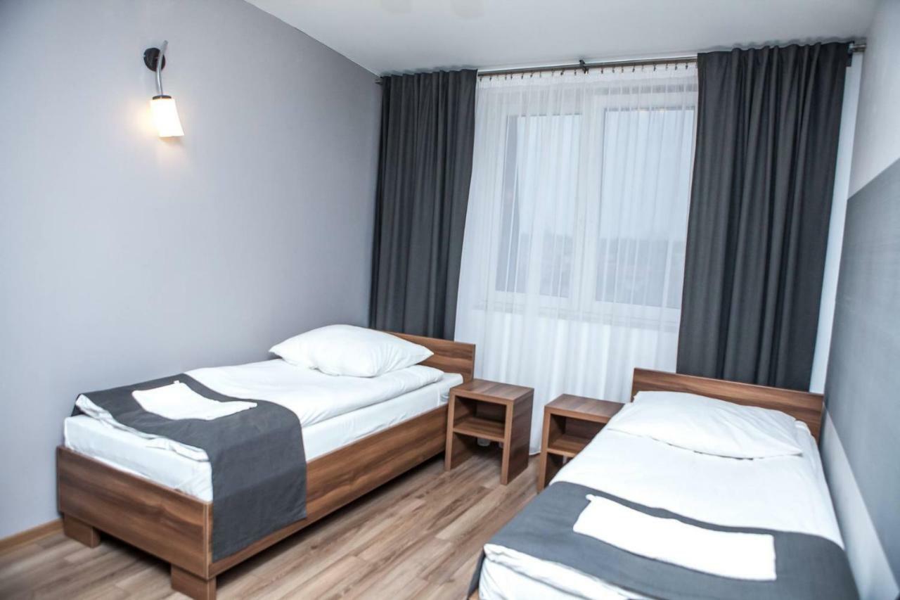Hotel Bukowiec 莱吉奥诺沃 外观 照片